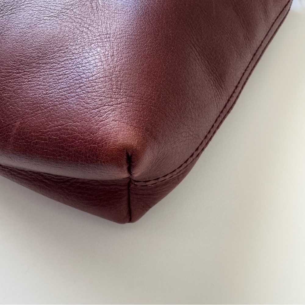 Madewell The Zip Top Transport Crossbody in Burgundy Red Leather - Picture 7 of 15